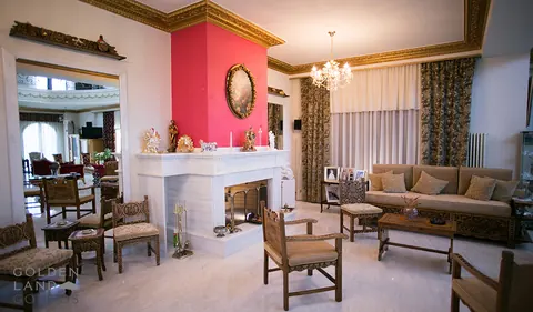 Spacious House Garden view 3 levels, 8 bedrooms in Vari 5-43 for sale For Super Rich