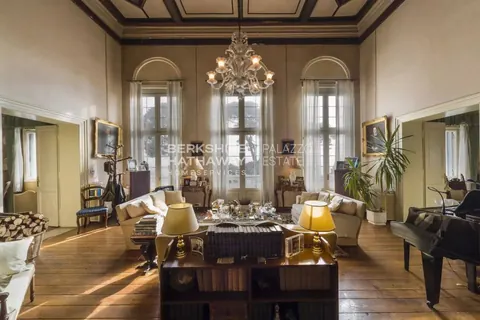 Venetian Villa Panoramic View on the hills, 10 bedrooms in Conegliano - Veneto Used for sale For Super Rich