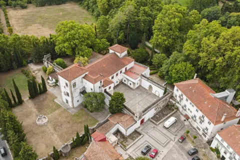 Medieval Ranch/Farm 16th century. Medieval Palace, 10 bedrooms in Belas