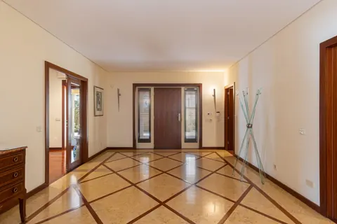 Elegant Villa Panoramic View heated outdoor pool, 5 bedrooms in Porto IB_CAS_11 for sale For Super Rich