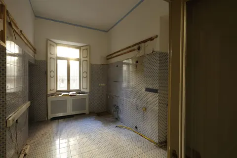 High-end Villa Lake View, 10 bedrooms in Lake Como ultra luxury for sale For Super Rich
