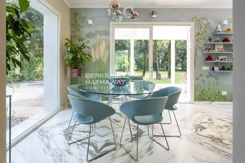 Modern Villa Marina di Pietrasanta Swimming pool, SPA, 6 bedrooms in Pietrasanta deal for sale For Super Rich
