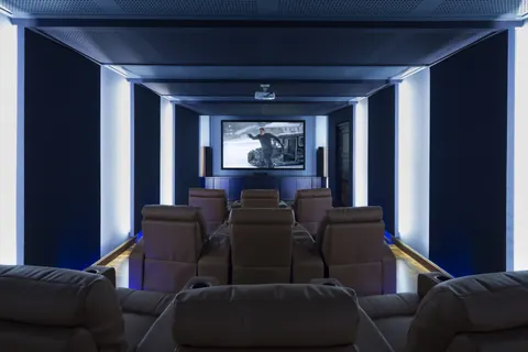 Luxury Villa Andalucia in gated community Home cinema, pool, several bedrooms in Marbella buy for sale For Super Rich
