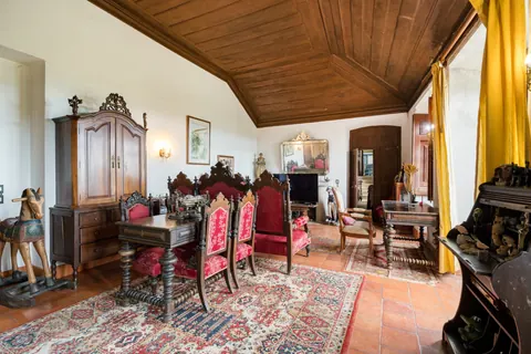 Century Ranch/Farm XV Century Property Chapel, 9 bedrooms in Azeitão - Setubal deal for sale For Super Rich