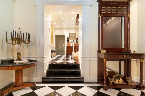 Elegant House City View two balconies, 5 bedrooms in Lisbon