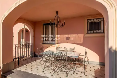 Luxury Villa Beach Front Sea View, 6 bedrooms in Albissola Marina ads for sale For Super Rich