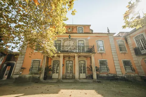 Century House Palace 18th Historic Gem, 7 bedrooms in Lisbon