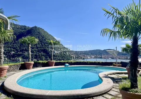 Elegant Villa breathtaking lake views, Swimming pool, 8 bedrooms in Como best for sale For Super Rich