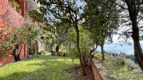 Century Villa Panoramic View Buit in 1800, 10 bedrooms in Lerici exclusive for sale For Super Rich