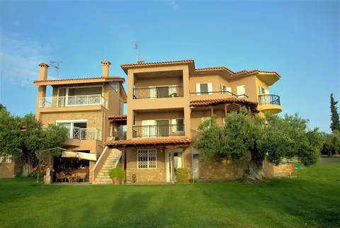 Elegant Villa Beach Front 10 meters from your doorstep, 5 bedrooms in Halkidiki HPS4422 for sale For Super Rich