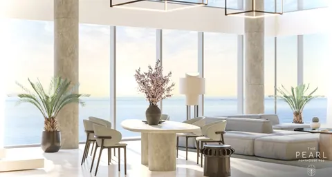 Luxury Penthouse Beach Front Panoramic View, 5 bedrooms in Seven Mile Beach