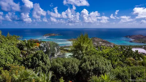 Luxury Villa White Nahma spectacular views of Petit and Grand Cul de Sac, 4 bedrooms in St Barth