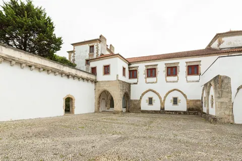 Medieval Ranch/Farm 16th century. Medieval Palace, 10 bedrooms in Belas buy for sale For Super Rich