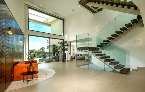 High-end Villa 10 cars Indoor & outdoor pool & sauna, 6 bedrooms in Benahavis - La Zagaleta - Marbella value for sale For Super Rich