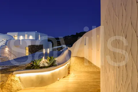 Luxury Villa Amazing views to the Aegean sea Pool & jacuzzi, 9 bedrooms in Mykonos property for sale For Super Rich