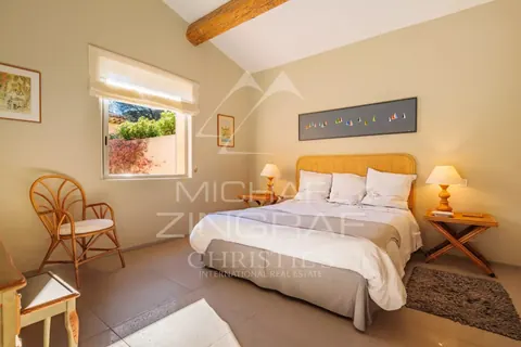 Provençal Villa Tranquility and Nature View Swimming pool, 4 bedrooms in Ramatuelle - French Riviera available for sale For Super Rich