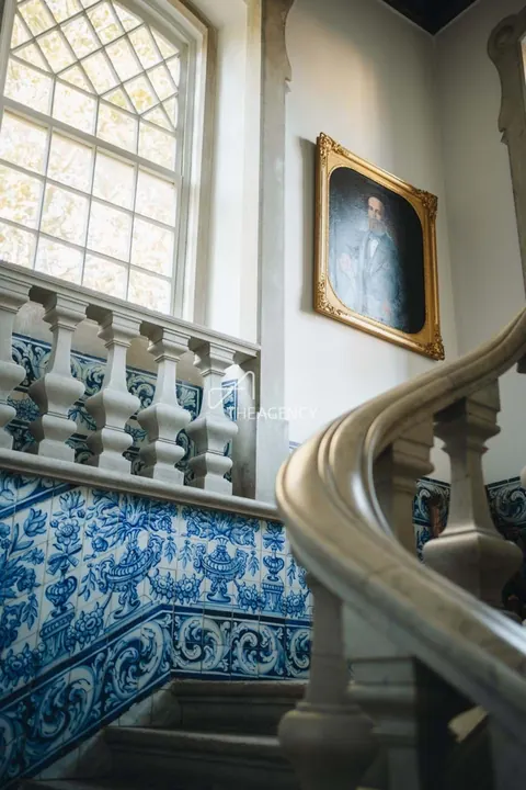 Century House Palace 18th Historic Gem, 7 bedrooms in Lisbon price for sale For Super Rich