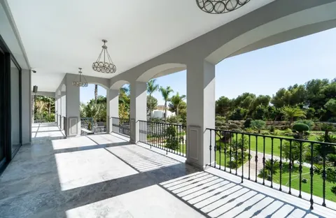 Elegant Villa Sierra Blanca Turkish bath, 6 bedrooms in Golden Mile - Marbella Classified ads for sale For Super Rich