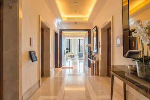 Luxury Penthouse Panoramic View The 118 in Downtown, 6 bedrooms in Dubai available for sale For Super Rich