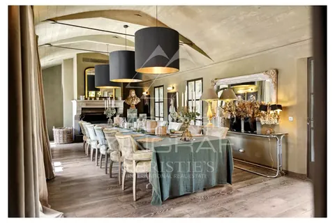 Country Villa One of a kind XVIII th century bastide with pool, 10 bedrooms in Cotignac - French Riviera search for sale For Super Rich