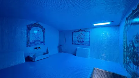 Luxury Villa Sea View Tennis court, 5 bedrooms in Loulé properties for sale For Super Rich
