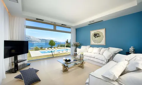 Premium Villa Private beach with direct access Beachfront, 8 bedrooms in Corfu Classified ads for sale For Super Rich