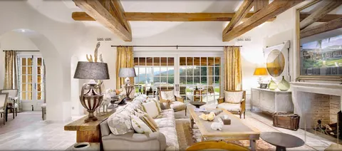 Luxury Villa splendid panoramic sea view & Lérins Islands 3 heated swimming pools, tennis court, 17 bedrooms in Frejus Classified ads for sale For Super Rich