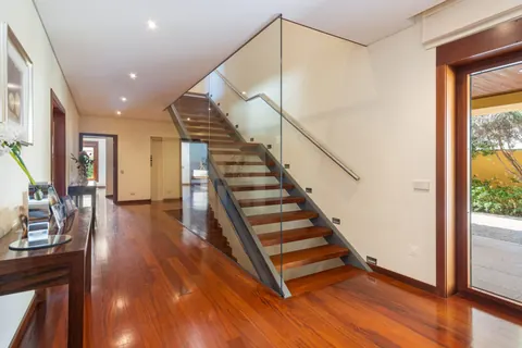 Elegant Villa Panoramic View heated outdoor pool, 5 bedrooms in Porto deal for sale For Super Rich