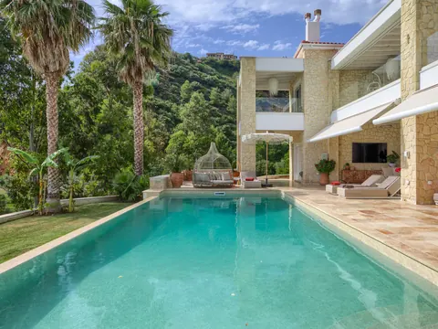 Premium Villa Sea View with a unique view of the Aegean Sea, 5 bedrooms in Halkidiki buy for sale For Super Rich