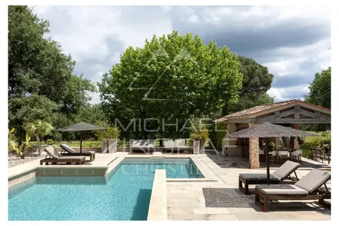 Country Villa One of a kind XVIII th century bastide with pool, 10 bedrooms in Cotignac - French Riviera Used for sale For Super Rich