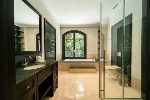 Elegant Villa Sierra Blanca Turkish bath, 6 bedrooms in Golden Mile - Marbella top for sale For Super Rich