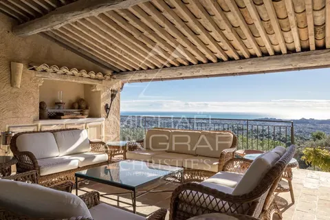 Architectural Villa Spectacular sea views Esterel and Cap d'Antibes 2 Swimming pools, 9 bedrooms in Saint Paul de Vence price for sale For Super Rich