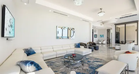 Luxury Villa Beach Front Caribbean Sea views, 5 bedrooms in Seven Mile Beach real estate for sale For Super Rich Luxury Villa Beach Front Caribbean Sea views, 5 bedrooms in Seven Mile Beach real estate for sale For Super Rich
