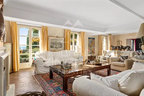 Architectural Villa located Hill of the billionaires built 1950s, 12 bedrooms in Grasse - French Riviera available for sale For Super Rich