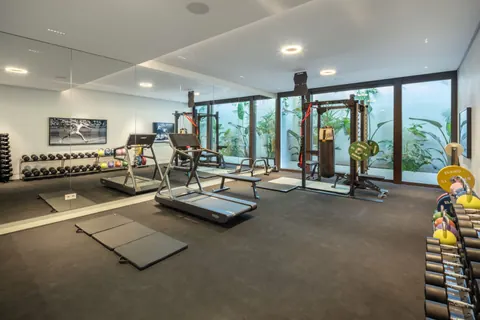Luxury House views to the greens of Los Naranjos Golf Course heated pool and Jacuzzi, 6 bedrooms in Marbella exclusive for sale For Super Rich