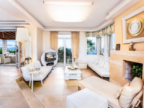 Elegant Villa Beach Front,  Mediterranean view, 6 bedrooms in Halkidiki available for sale For Super Rich