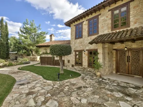 Elegant Villa Mountain View, 7 bedrooms in Zanakia Souni - Limassol value for sale For Super Rich