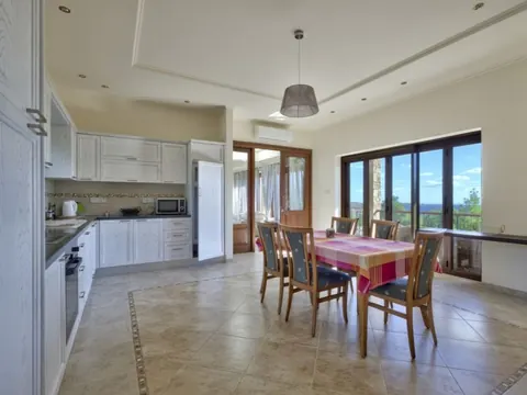 Elegant Villa Mountain View, 7 bedrooms in Zanakia Souni - Limassol properties for sale For Super Rich
