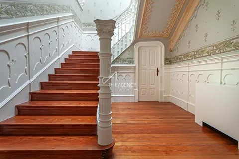 Majestic House Indoor Swimming Pool , 6 bedrooms in Cedofeita, Porto ultra luxury for sale For Super Rich