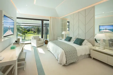 Luxury House views to the greens of Los Naranjos Golf Course heated pool and Jacuzzi, 6 bedrooms in Marbella Classified ads for sale For Super Rich