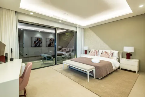 High-end Villa 10 cars Indoor & outdoor pool & sauna, 6 bedrooms in Benahavis - La Zagaleta - Marbella expensive for sale For Super Rich