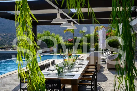 Elegant Villa waterfront property private beach & jacuzzi, 5 bedrooms in Elounda - Crete Classified ads for sale For Super Rich Elegant Villa waterfront property private beach & jacuzzi, 5 bedrooms in Elounda - Crete Classified ads for sale For Super Rich