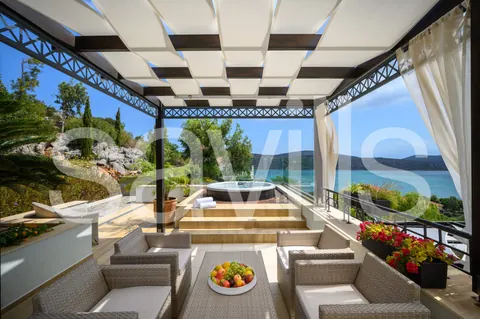 Elegant Villa waterfront property private beach & jacuzzi, 5 bedrooms in Elounda - Crete search for sale For Super Rich Elegant Villa waterfront property private beach & jacuzzi, 5 bedrooms in Elounda - Crete search for sale For Super Rich