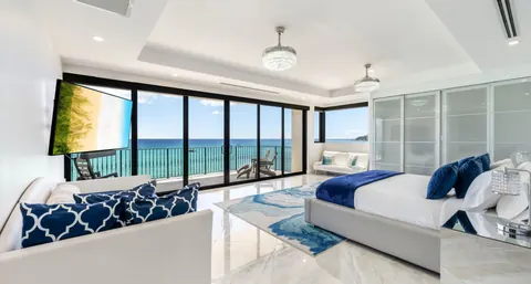 Luxury Villa Beach Front Caribbean Sea views, 5 bedrooms in Seven Mile Beach exclusive for sale For Super Rich Luxury Villa Beach Front Caribbean Sea views, 5 bedrooms in Seven Mile Beach exclusive for sale For Super Rich
