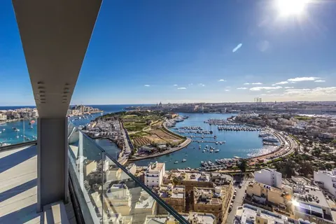 Luxury Penthouse Panoramic 360 degrees sea views Private swimming pool, 3 bedrooms in Gzira buy for sale For Super Rich Luxury Penthouse Panoramic 360 degrees sea views Private swimming pool, 3 bedrooms in Gzira buy for sale For Super Rich