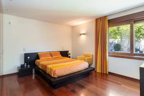 Elegant Villa Panoramic View heated outdoor pool, 5 bedrooms in Porto exclusive for sale For Super Rich