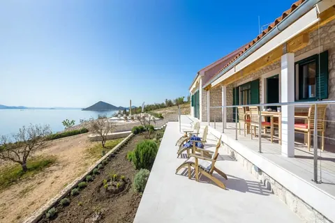 Luxury Villa first row to the sea on a small island waterfront, 5 bedrooms in Zadar Classified ads for sale For Super Rich