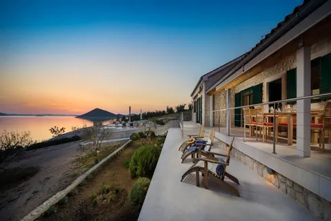 Luxury Villa first row to the sea on a small island waterfront, 5 bedrooms in Zadar best for sale For Super Rich