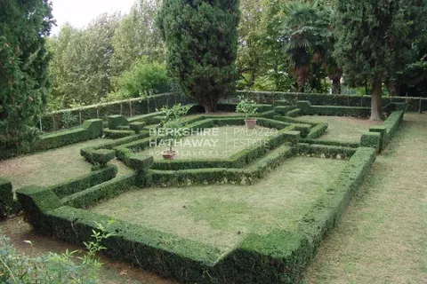 Venetian Villa Panoramic View on the hills, 10 bedrooms in Conegliano - Veneto best for sale For Super Rich