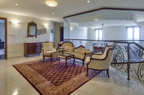 Elegant Villa Mountain View Swimming pool, 5 bedrooms in Zanakia Souni - Limassol photo for sale For Super Rich